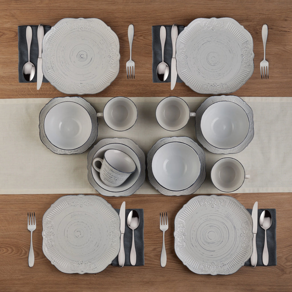 16-Piece Dinnerware Set D6895