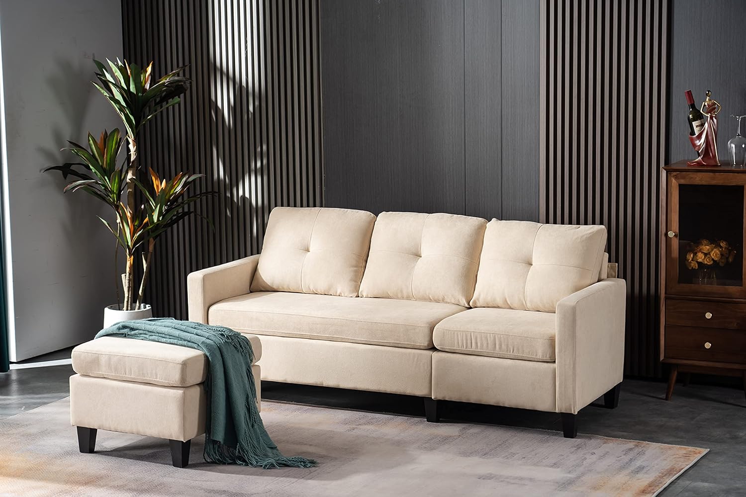 Beige Fabric Sectional Sofa with Chaise P282