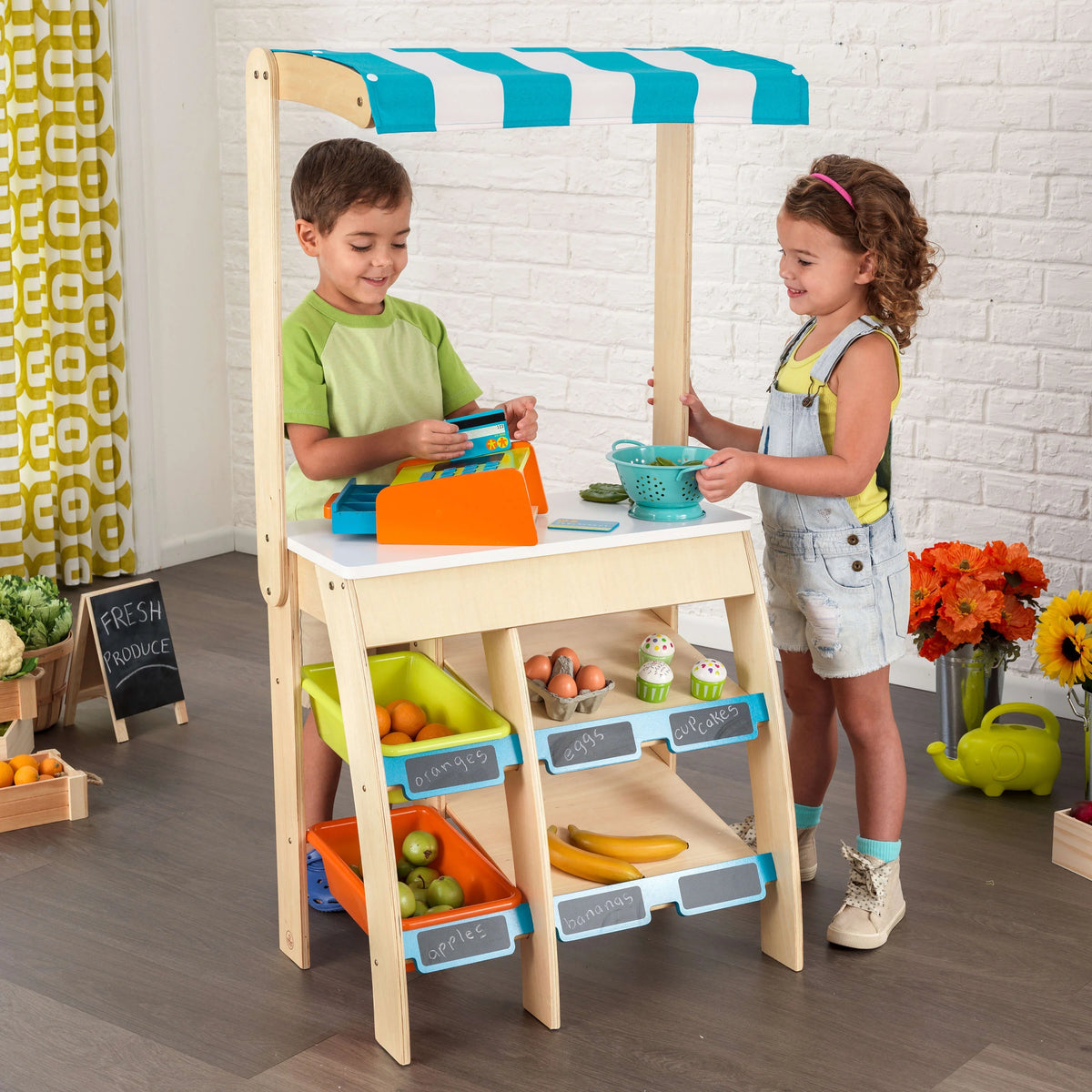 Wooden Grocery Store Market with Storage & Chalkboard P16258