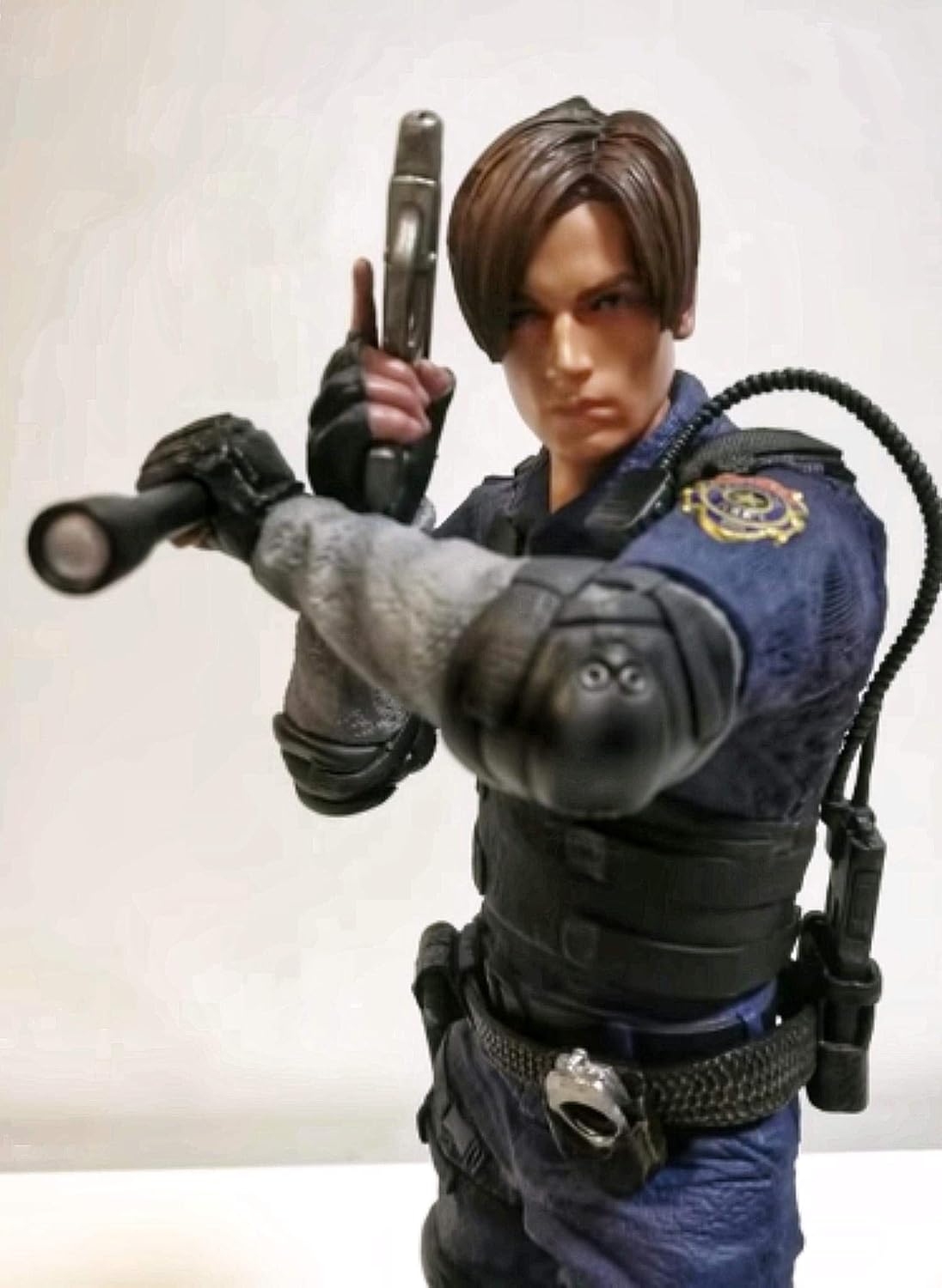 Leon S. Kennedy PVC Figure Q462