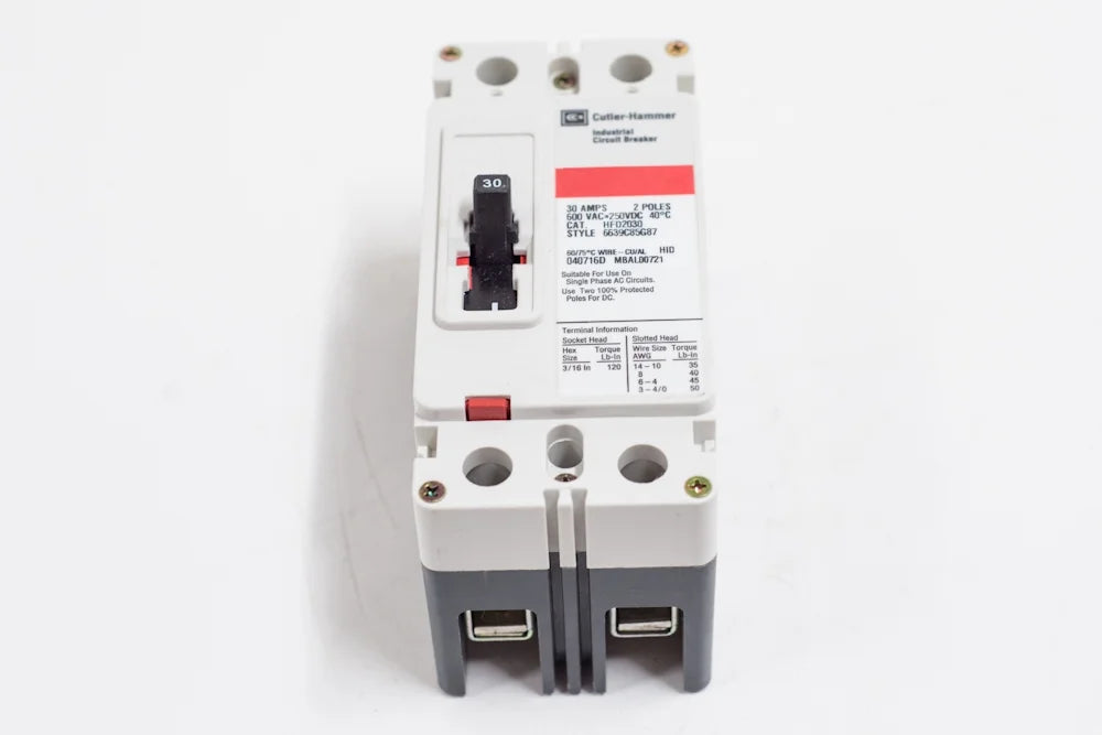 Molded Case Circuit Breaker 15A 2P B605