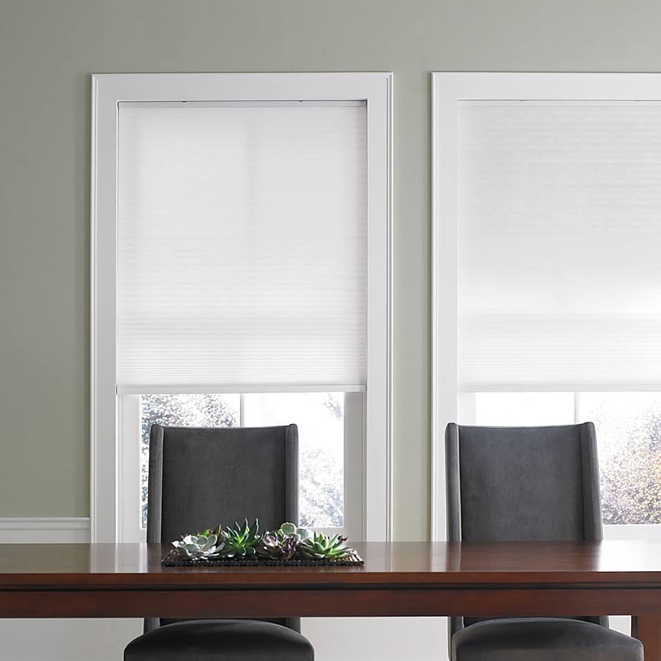 Cordless Cellular Shade in Snow O746498