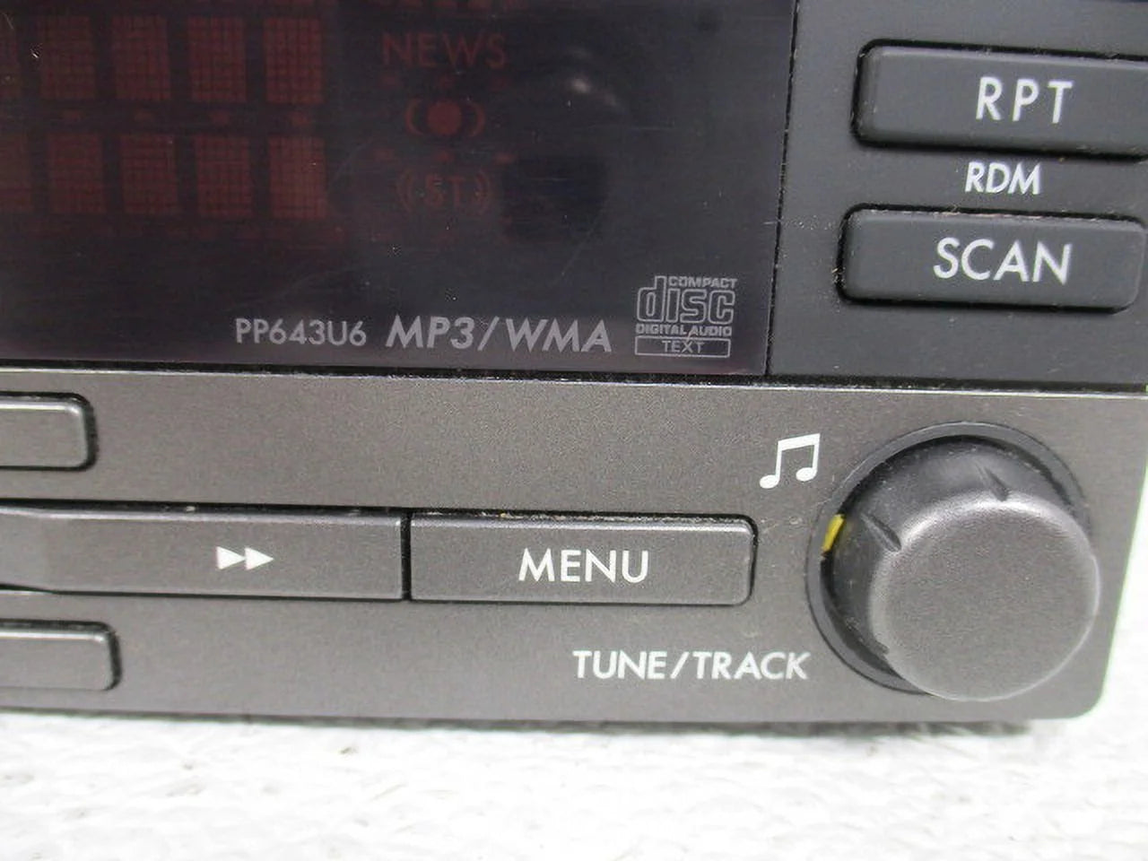 2009-2013 Subaru Forester MP3 6 CD Audio Satellite Radio Receiver OEM T5952