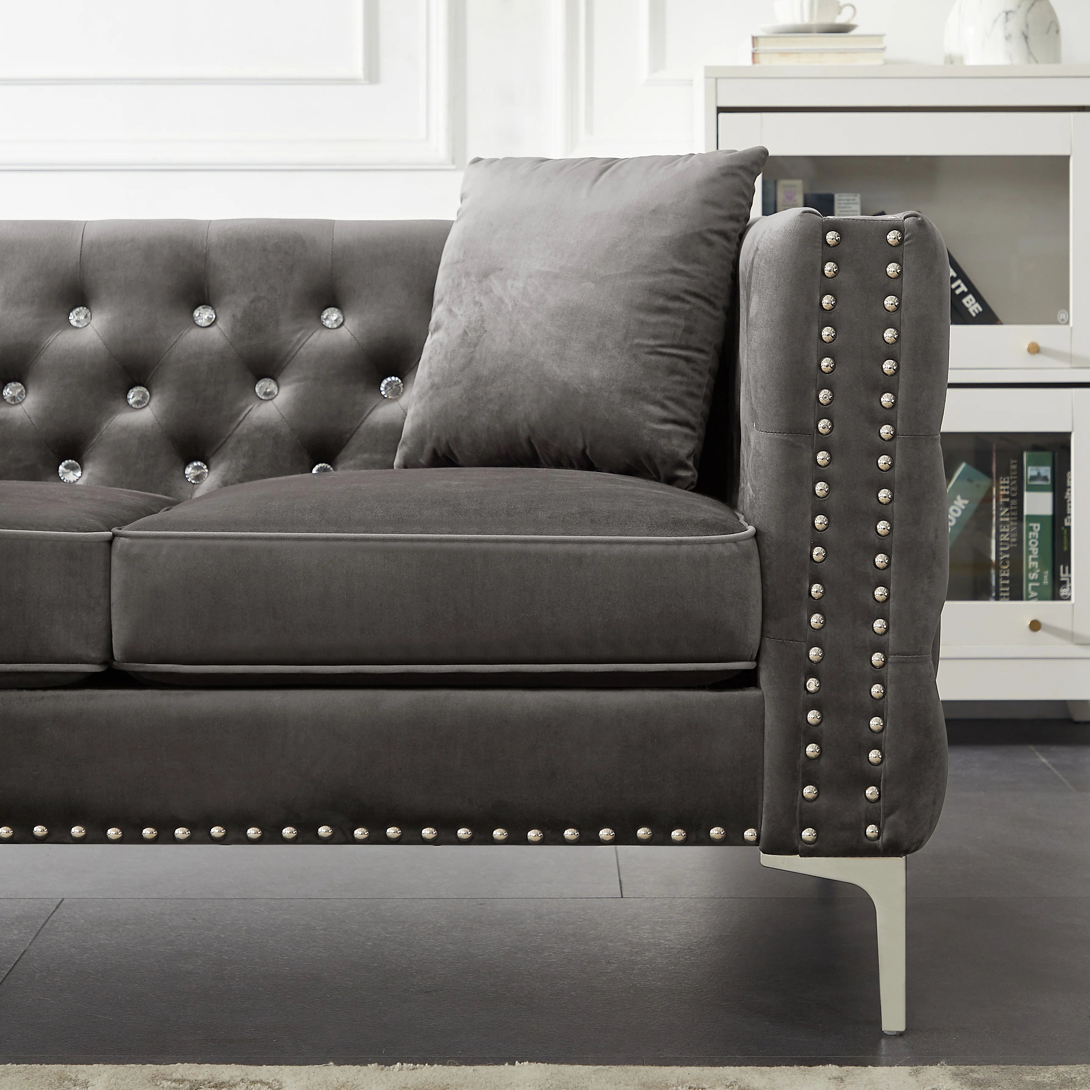 Tufted Velvet Loveseat with 2 Pillows Metal Legs O491111