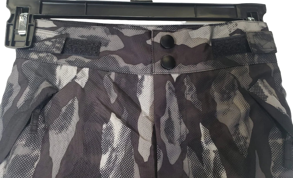 Camo Print Insulated Ski Pants, Black/Gray, Large 10/12 Q46508