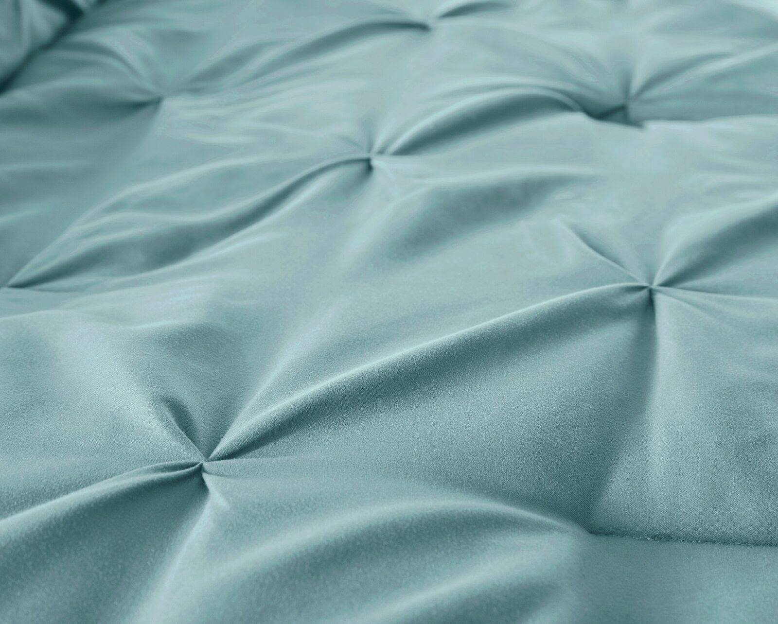 7 Piece Emerald California King Comforter Set E399